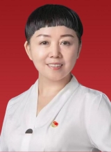彭 艳